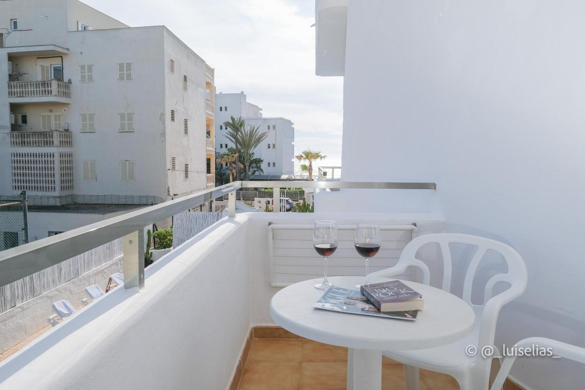 Apartamentos Ibiza Colonia de Sant Jordi Exterior foto